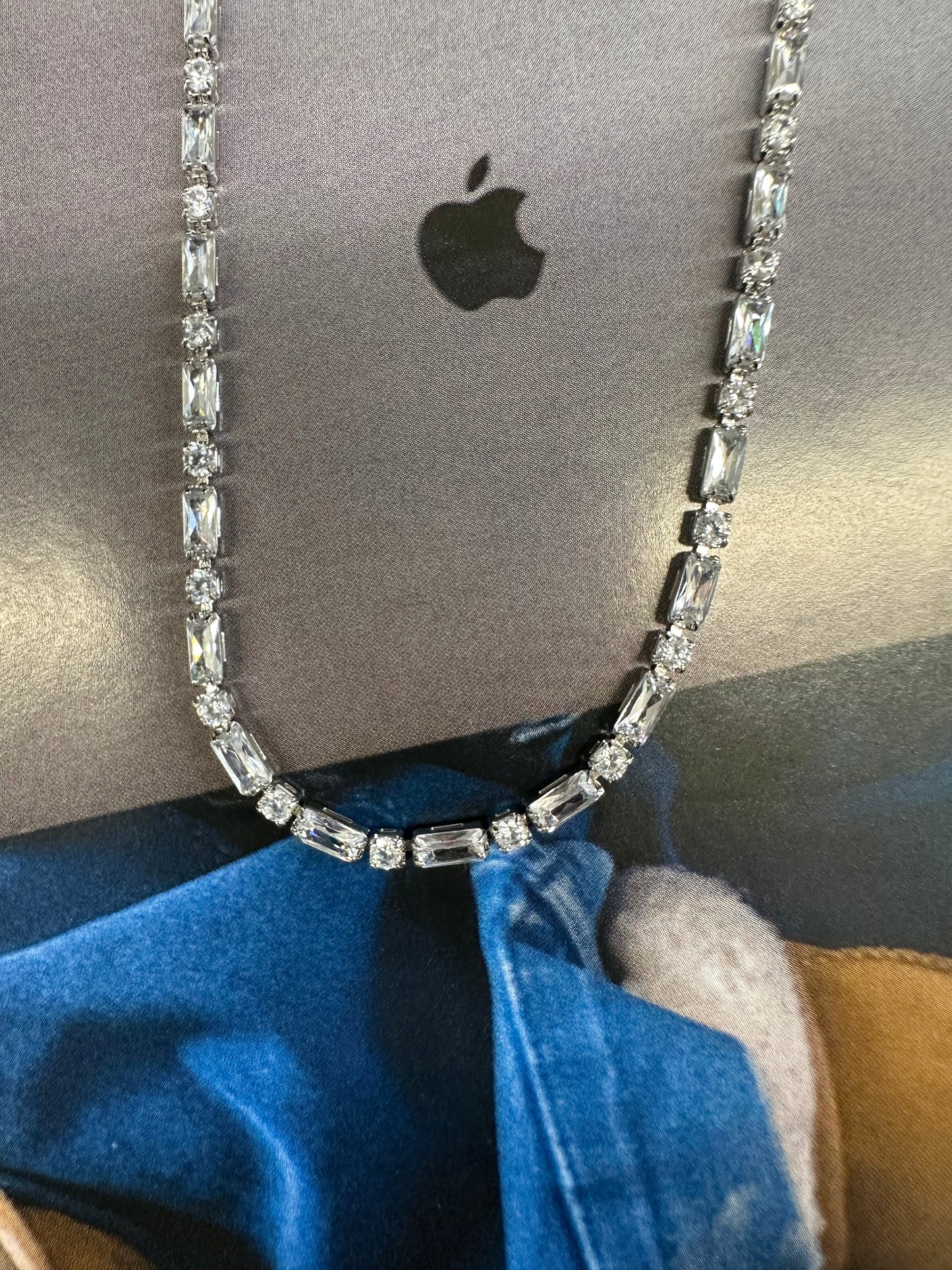 The Glitz-N-Glam Necklace