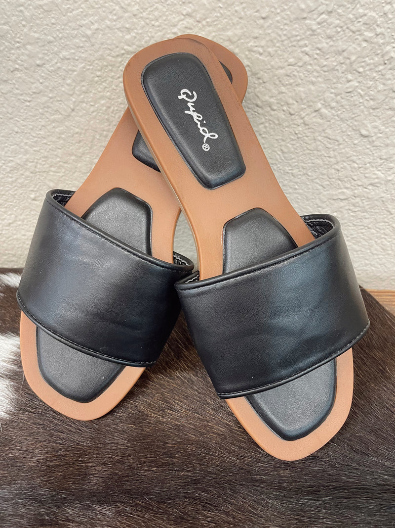 The Laura Sandals - Black