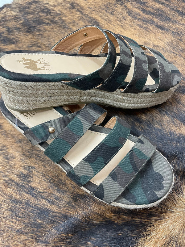 The Camo Wedges