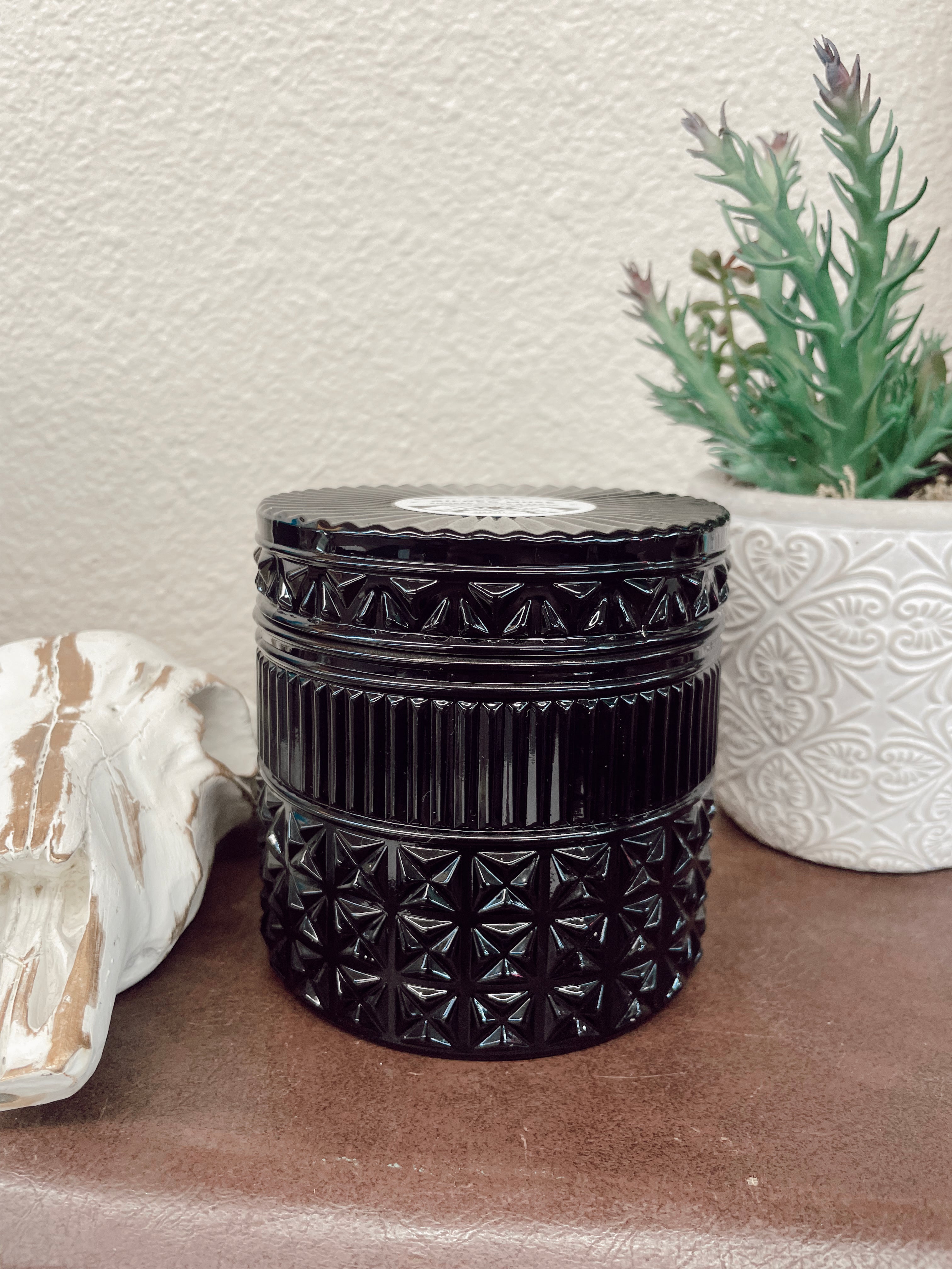 The Gilded Muse 11oz Candle