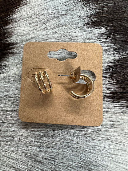 The Trinity Huggie Earrings (2 Finishes)