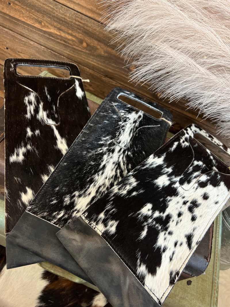 The Agave Sky Cowhide Wine Bag - Salt & Pepper