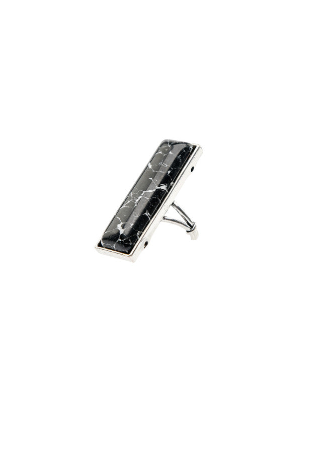The Bettie Bar Ring - Black