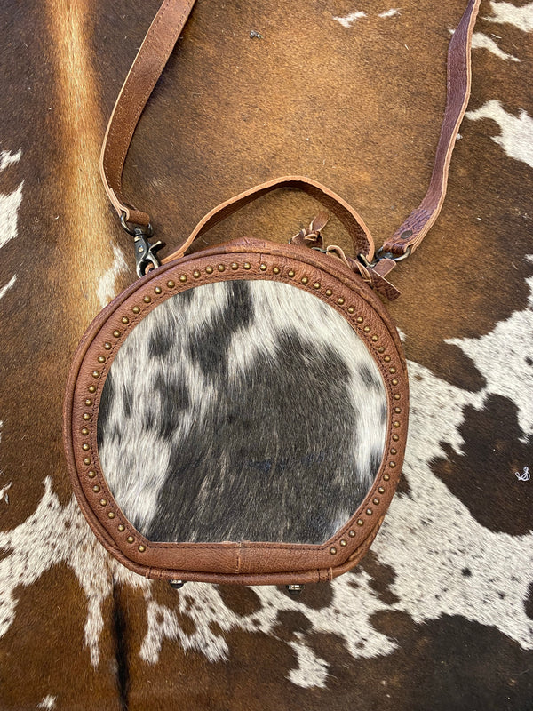 The Louie Crossbody