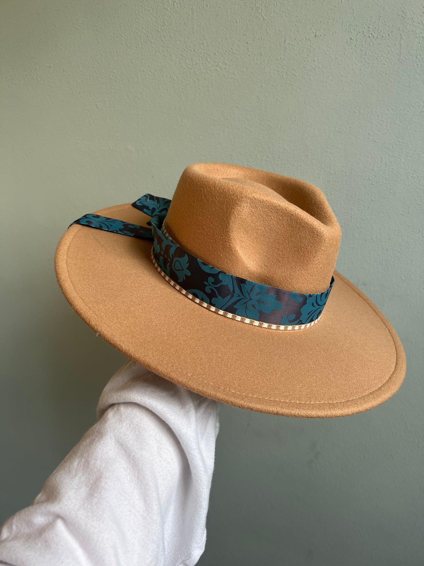 Hat Accessories – The Turquoise Pistol