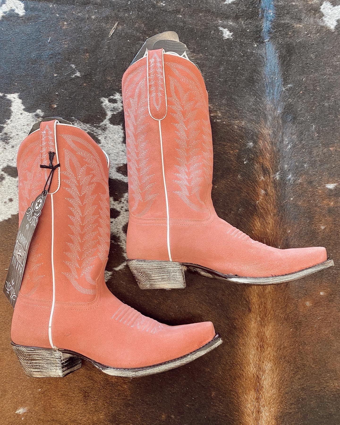 The Liberty Black Pink Suede Gamuza Rosa Boots