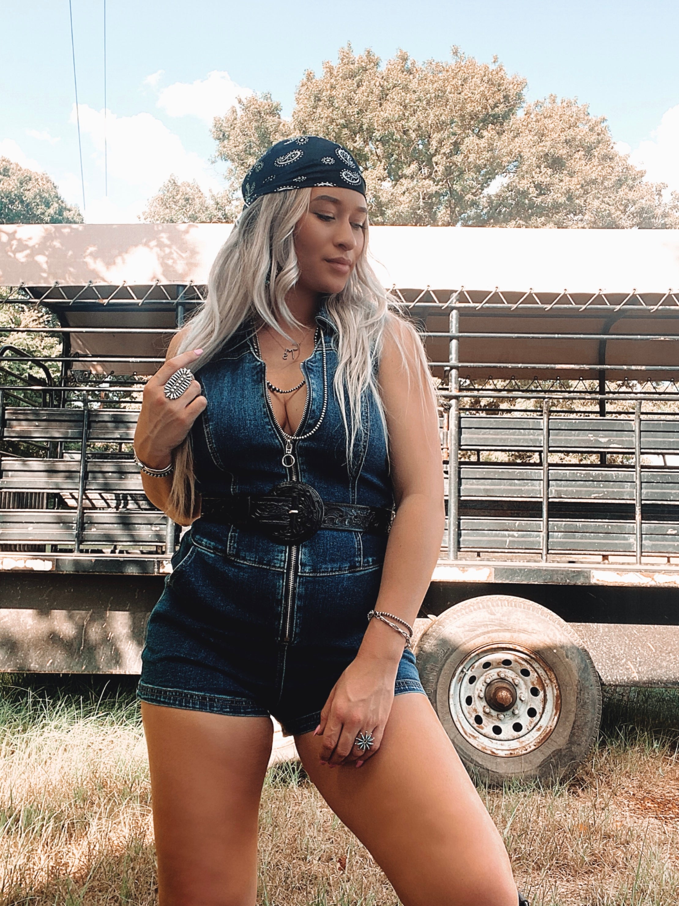 The Que Chula Leather Tooled Belt (6 Colors)