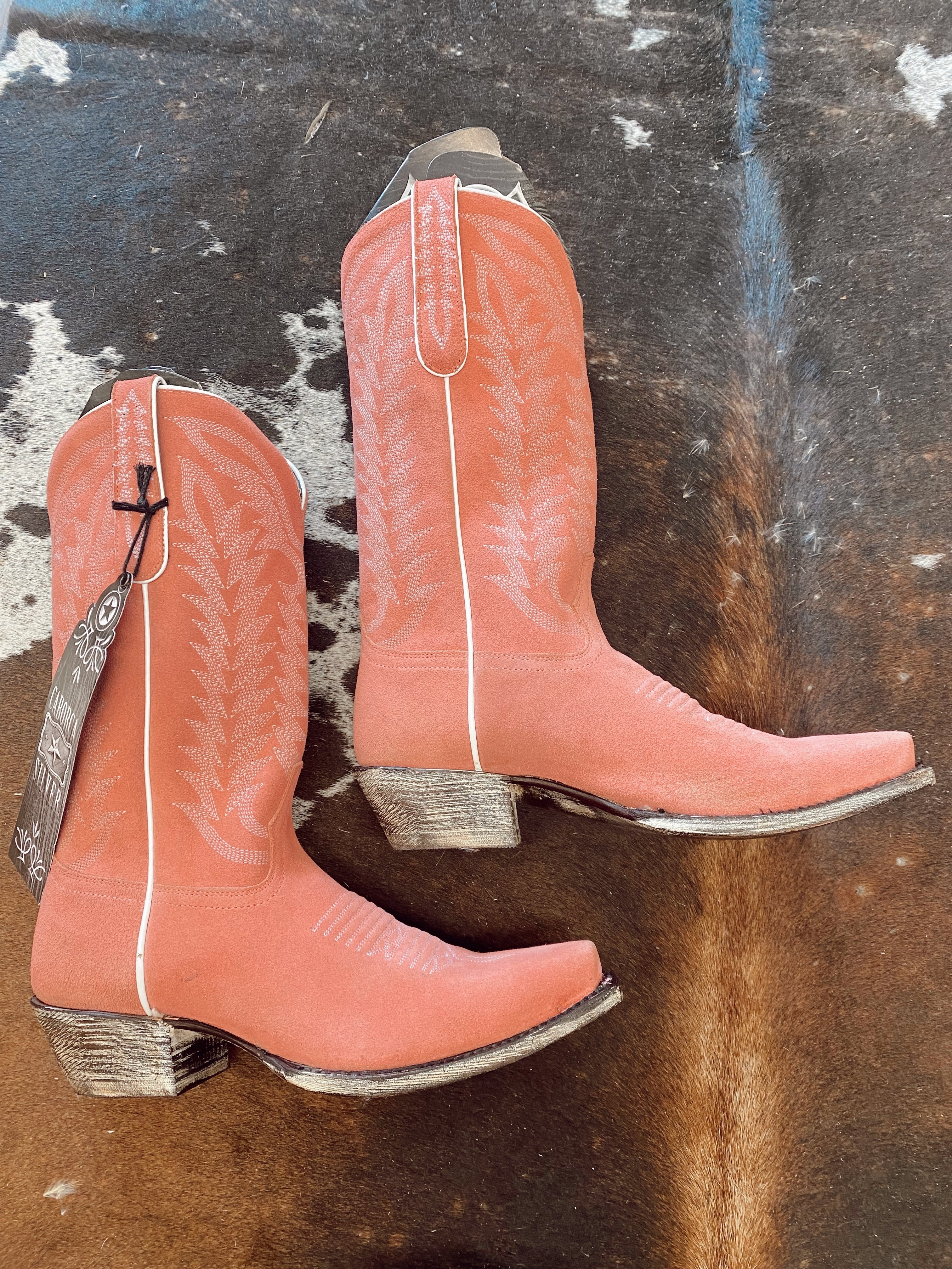 The Liberty Black Pink Suede Gamuza Rosa Boots