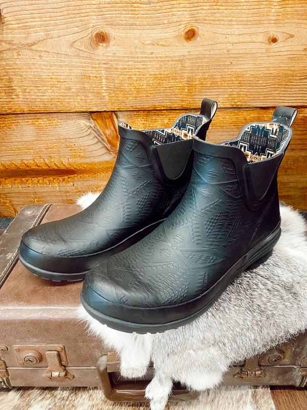 The Pendleton Embossed Chelsea Rain Boot